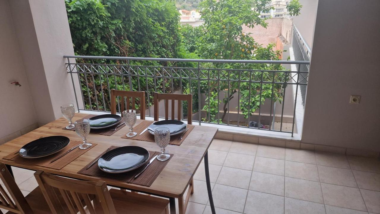 Primrose Apartments Tolo Bagian luar foto